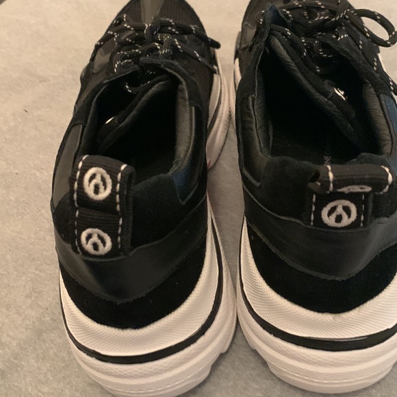 New wishbone sneakers - Picture 5 of 7